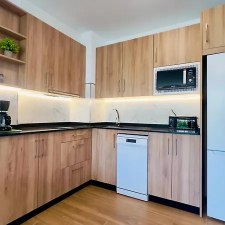 Perfect Getaway - Near Apartment